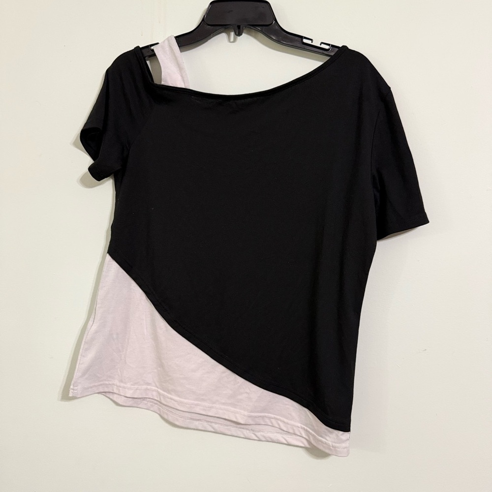Stylish Black and White Women's Top